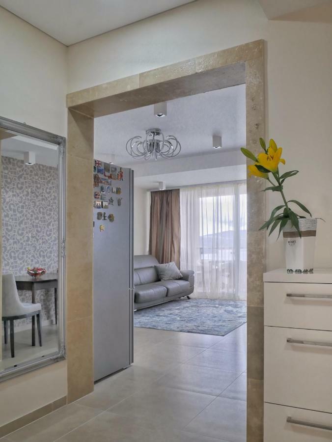 Villa Travertino Тиват Екстер'єр фото